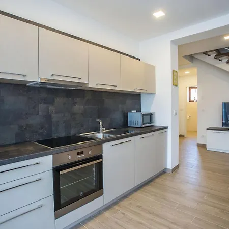 Two Bedroom Milohanic Iii Apartment