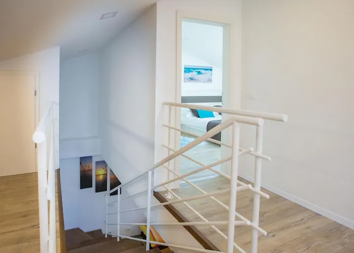 Two Bedroom Milohanic Iii *