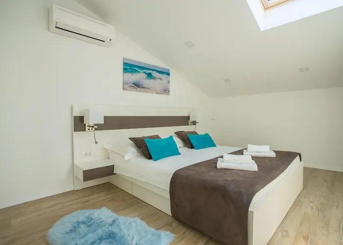 Two Bedroom Milohanic Iii * Poreč