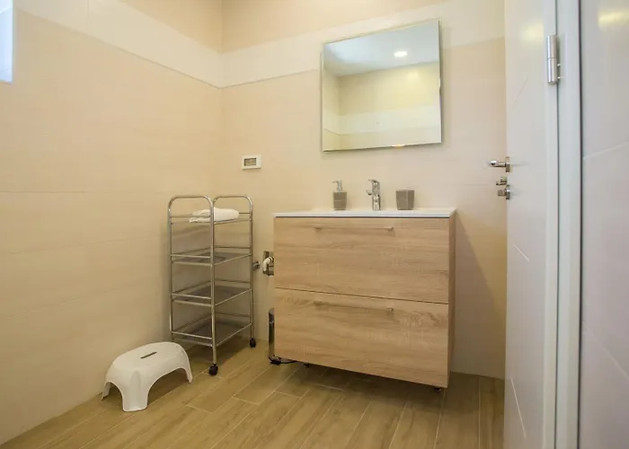 Two Bedroom Milohanic Iii