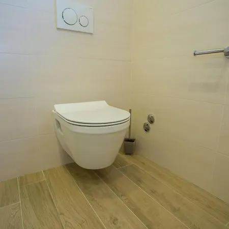 Two Bedroom Milohanic Iii Apartament Poreč