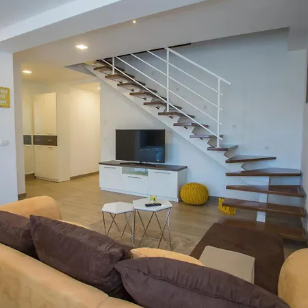 Two Bedroom Milohanic Iii Poreč